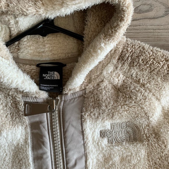 The Northface zip up fleece -small - Picture 5 of 8